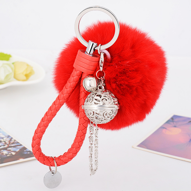 Bell Design Key Chains Fur Ball Key Ring Keychain for Car Keys Girls Women Lady Fashion Bag Charms Jewelry Accessories Trinket Keyrings Gift