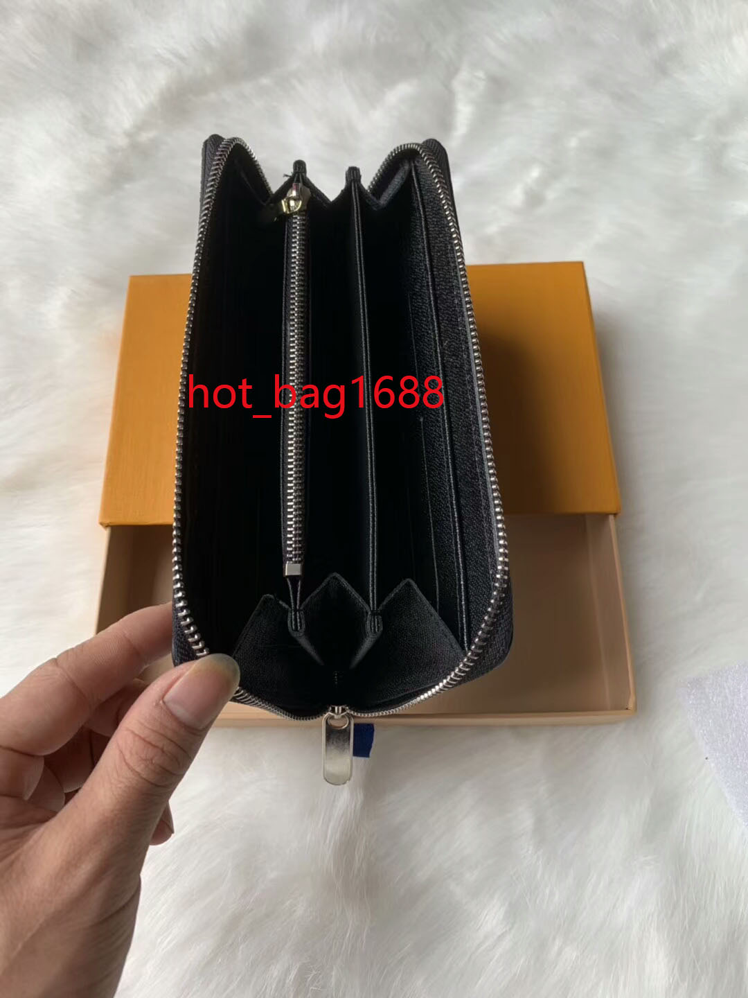 Stylish WALLET VERTICAL The Most Cards Way ZIPPY Around To Carry Money, And Coins Famous Design Men Leather Purse Card Holder Long Busi Cfxk
Stylish WALLET VERTICAL The Most Cards Way ZIPPY Around To Carry Money, And Coins Famous Design Men Leather Purse Card Holder Long Busi Cfxk
