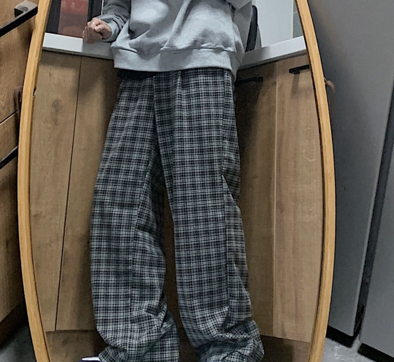 2020 Spring And Summer New Youth Popular Men' Loose Contrast Color Plaid Beam Pants Fashion Casual Vertical Straight Pants, Black
2020 Spring And Summer New Youth Popular Men' Loose Contrast Color Plaid Beam Pants Fashion Casual Vertical Straight Pants, Black