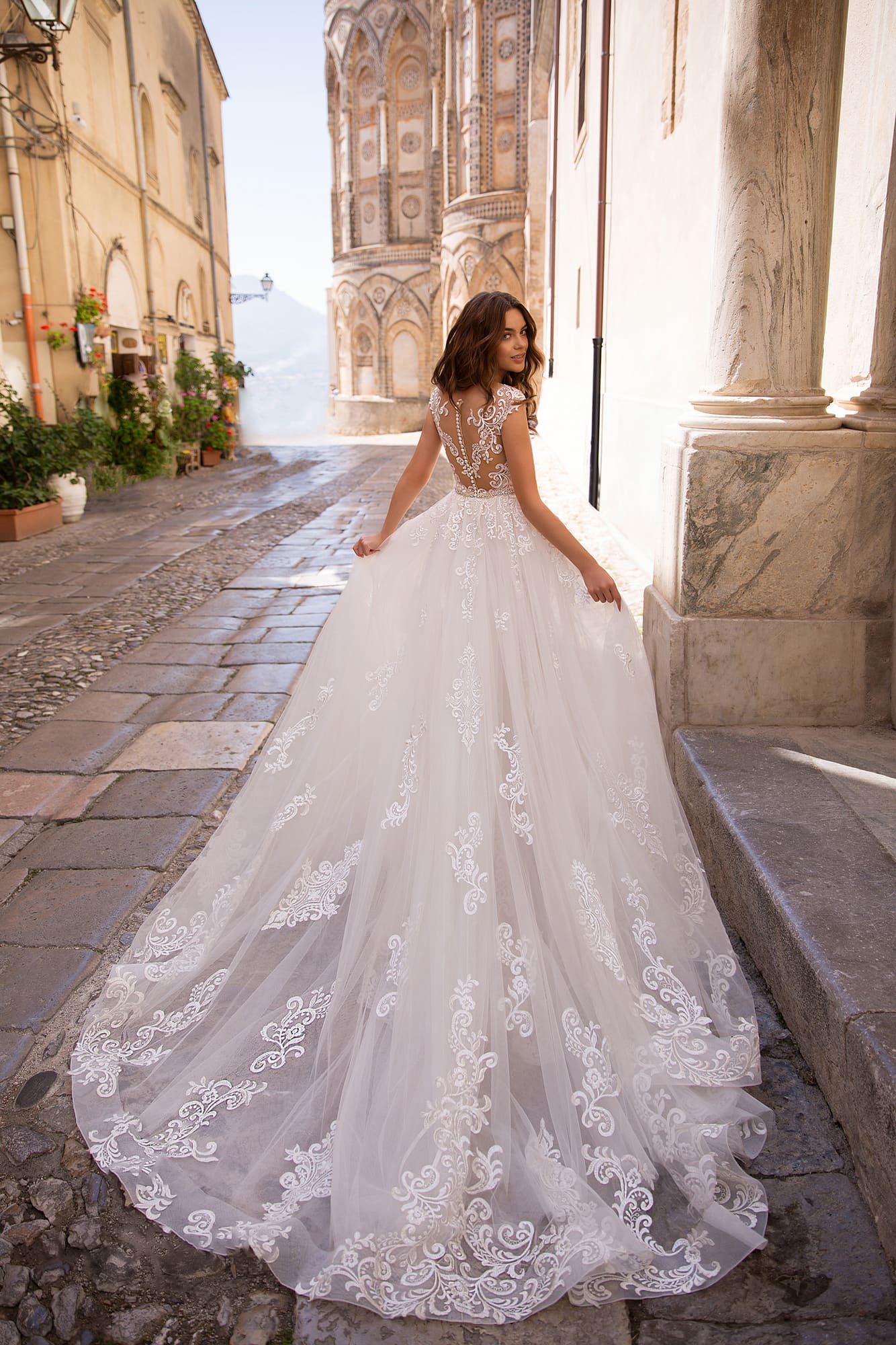 Lussanobridal Mermaid Wedding Dresses With Overskirts High Neck Lace Bridal Gown Covered Button Back Sleeveless Boho Wedding Dress Cheap