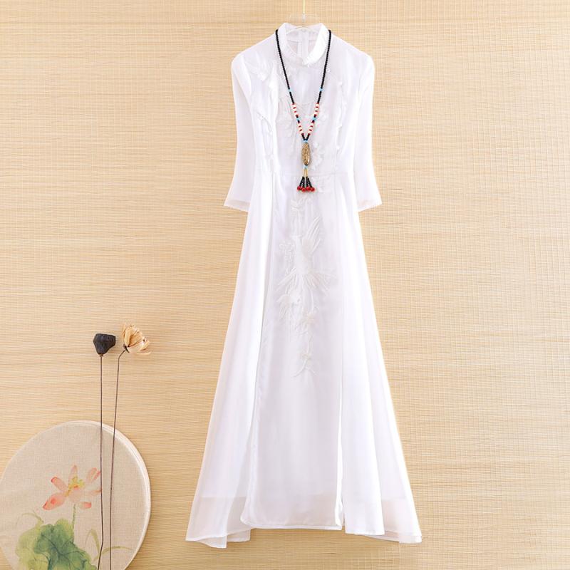 High-end Spring And Summer Women Cheongsam Dress Retro Elegant Embroidery Peacock 3/4 Sleeve Slim Lady Party Qiapao Dress S-XXL
High-end Spring And Summer Women Cheongsam Dress Retro Elegant Embroidery Peacock 3/4 Sleeve Slim Lady Party Qiapao Dress S-XXL