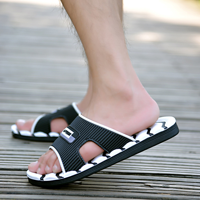 Man Slippers Beach Sandals Stripes Soft Mas Flip Flops for Men Slides Mens Slippers Outdoor Comfort Slipper Pantuflas De Hombre Invierno