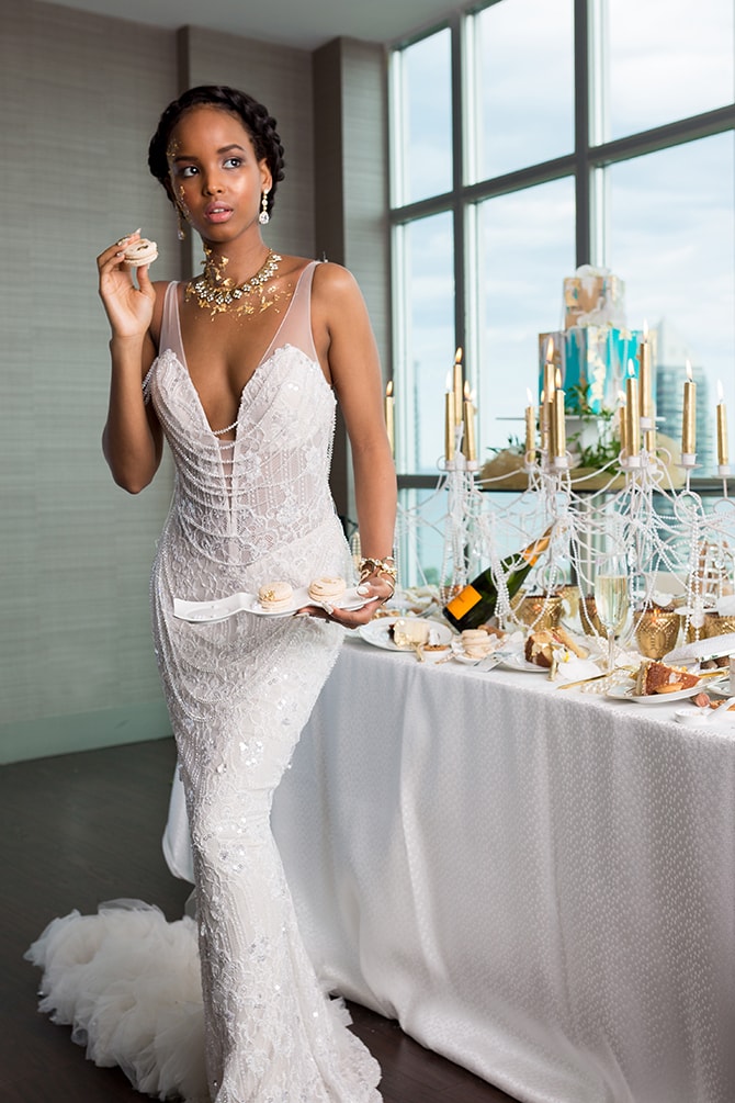 Dubai Luxury Arabic Mermaid Wedding Dresses Sheer V Neck Beading Tassel Bridal Gowns Criss Cross Back Appliques Sequins Wedding Dress