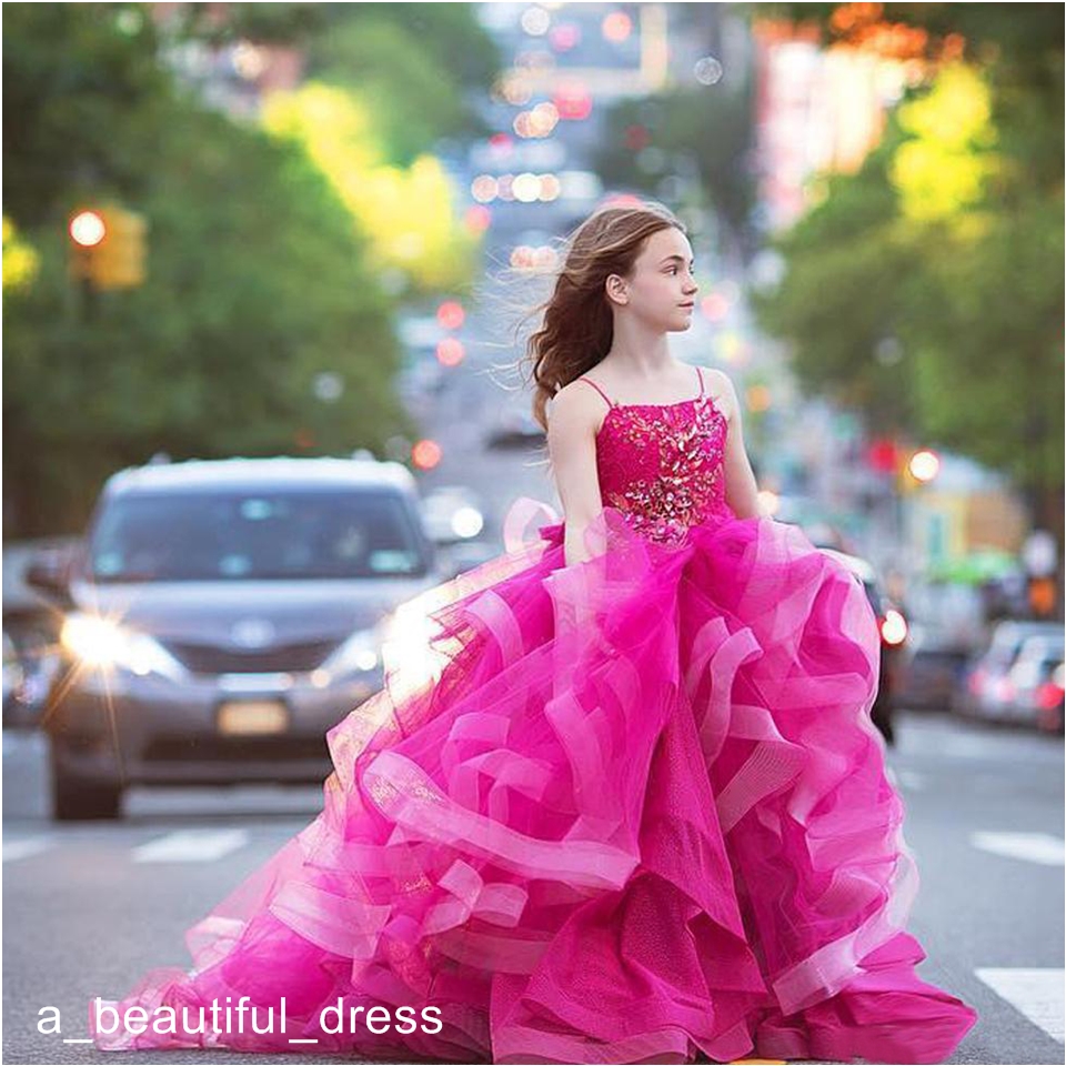 Spaghetti Strap Ball Gown Flower Girls Dresses with Appliques Tiered Bottom Ruffles Child Pageant Dress Kid's Prom Gowns FG1347