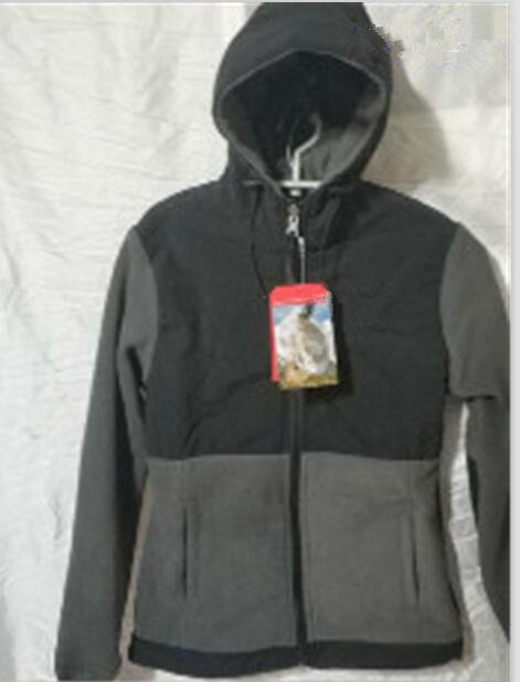 hot sell 2020 Winter KIDS with hood Fleece Osito north Jackets Fashion Winter SoftShell Jacket Outdoor Down Ski face Coat
hot sell 2020 Winter KIDS with hood Fleece Osito north Jackets Fashion Winter SoftShell Jacket Outdoor Down Ski face Coat