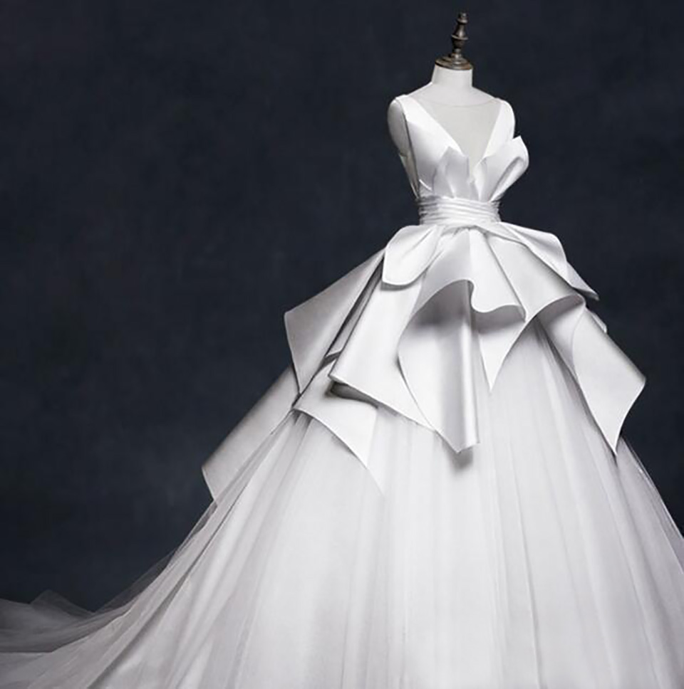 Ball Gown Wedding Gowns Custom Made Vintage Tired Skirt New Coming Wedding Dresses robes de soirée vestido de novia