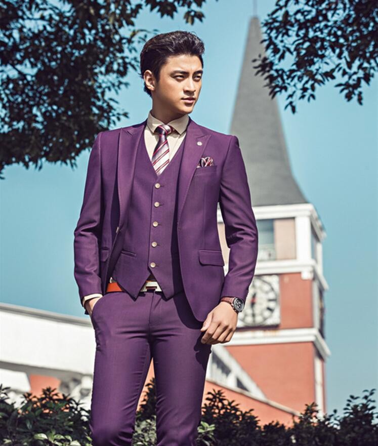 Popular One Button Groomsmen Peak Lapel Groom Tuxedos Men Suits Wedding/Prom Best Man Blazer ( Jacket+Pants+Vest+Tie) 522, Same as image
Popular One Button Groomsmen Peak Lapel Groom Tuxedos Men Suits Wedding/Prom Best Man Blazer ( Jacket+Pants+Vest+Tie) 522, Same as image