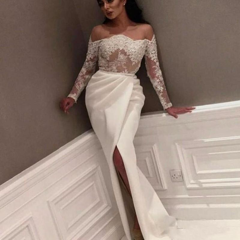 Saudi Arabic Lace Evening Dresses Off The Shoulder Long Sleeve Evening Gowns Appliqued Dubai Kaftan Dress Split Party Dress, Black
Saudi Arabic Lace Evening Dresses Off The Shoulder Long Sleeve Evening Gowns Appliqued Dubai Kaftan Dress Split Party Dress, Black