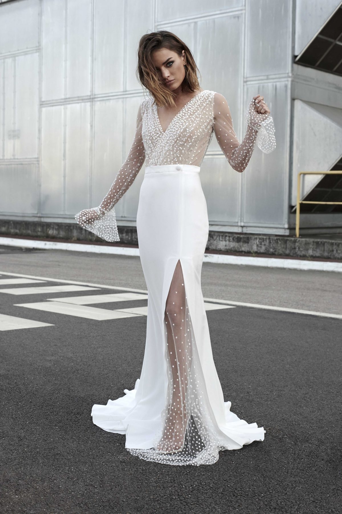 Vintage Country Dresses V Neck Lace With Spot Sweep Train Illusion Bodice Mermaid Wedding Dress Side Split Long Sleeve Bridal Gowns