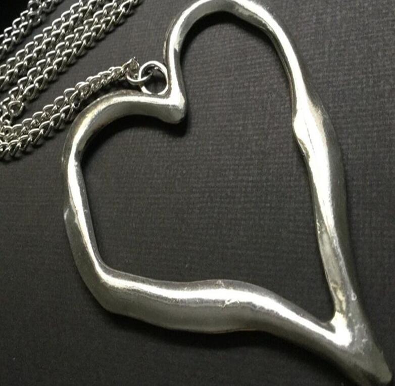 Punk Lagenlook Large Abstract Heart Necklace Pendant Antique Silver Long Chain Statement Necklace Jewelry Friendship Gift For Woman Men
Punk Lagenlook Large Abstract Heart Necklace Pendant Antique Silver Long Chain Statement Necklace Jewelry Friendship Gift For Woman Men