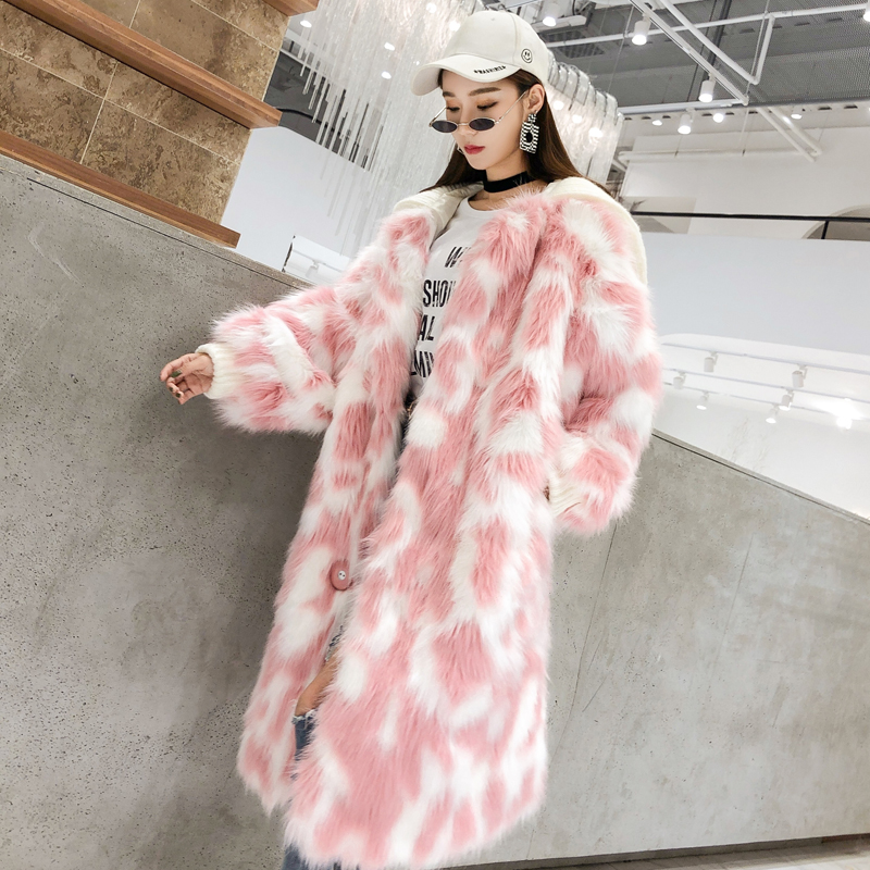 Winter Women Turn Down Collar Faux Fur Coat Female Thick Warm Fluffy Jacket Single Breasted Plus Size Loose Parka Z601, Blue short
Winter Women Turn Down Collar Faux Fur Coat Female Thick Warm Fluffy Jacket Single Breasted Plus Size Loose Parka Z601, Blue short