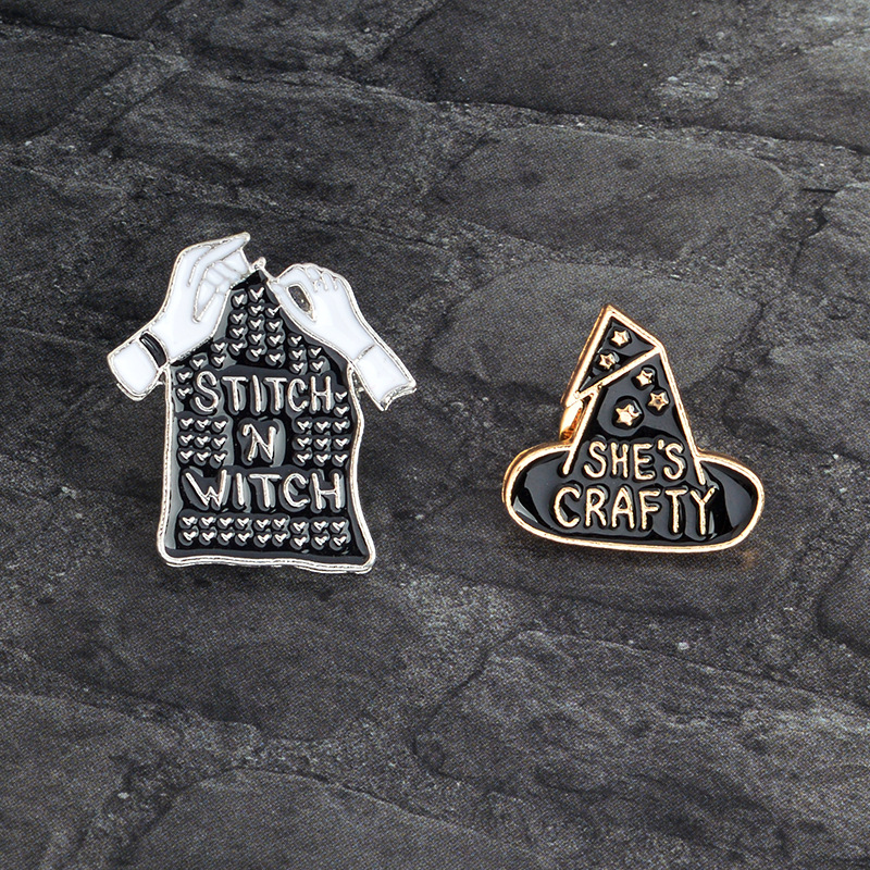 Creative Brooch Magic Hat "SHE'S CRAFTY" Black Arm "STITCH N WITCH" Lapel Denim Ornament Badge Combination Pins, Gray
Creative Brooch Magic Hat "SHE'S CRAFTY" Black Arm "STITCH N WITCH" Lapel Denim Ornament Badge Combination Pins, Gray