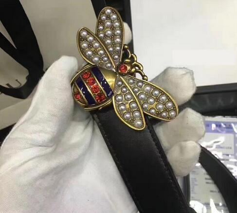 Hot new 2020 Fashion Business Ceinture bee style belts design mens womens riem with black belt not with box as gift 751gn
Hot new 2020 Fashion Business Ceinture bee style belts design mens womens riem with black belt not with box as gift 751gn