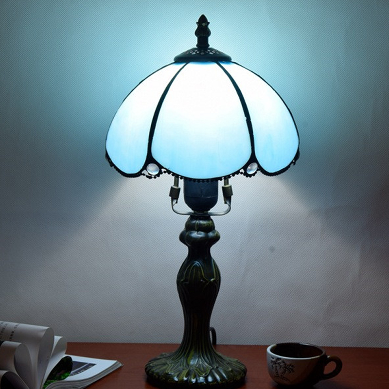 European simple blue table lamp hotel bar bedroom bedside small desk lamps Tiffany retro stained glass lights TF071