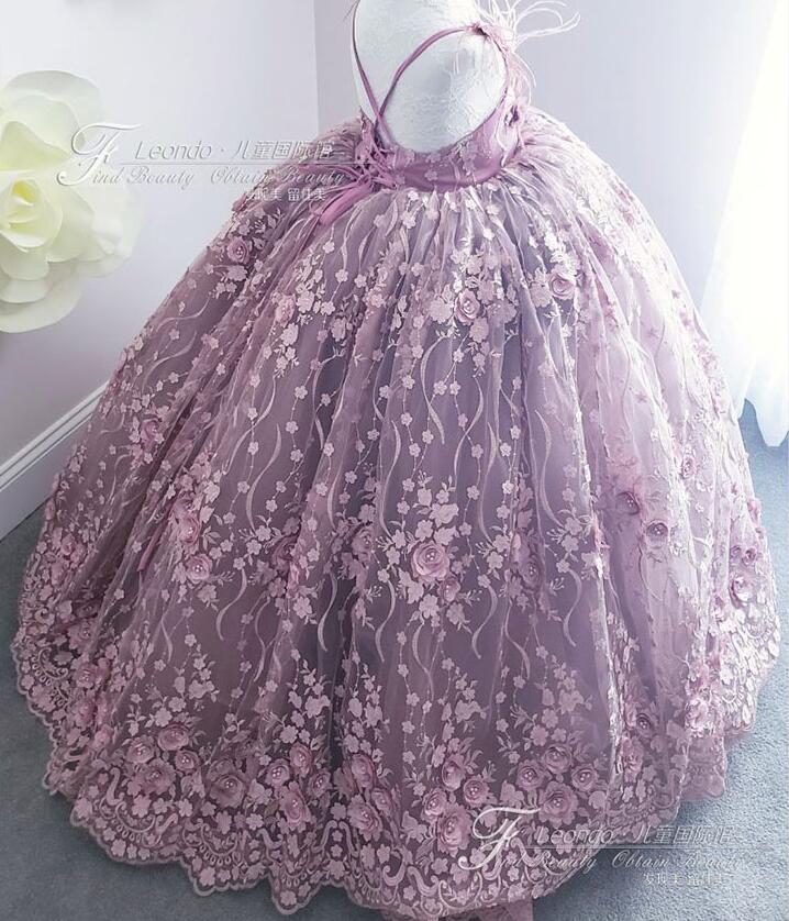 Purple Flower Girl Dresses For Weddings 3D Floral Appliqued Cute Little Girls Pageant Dress Feather First Holy Communion Dresses