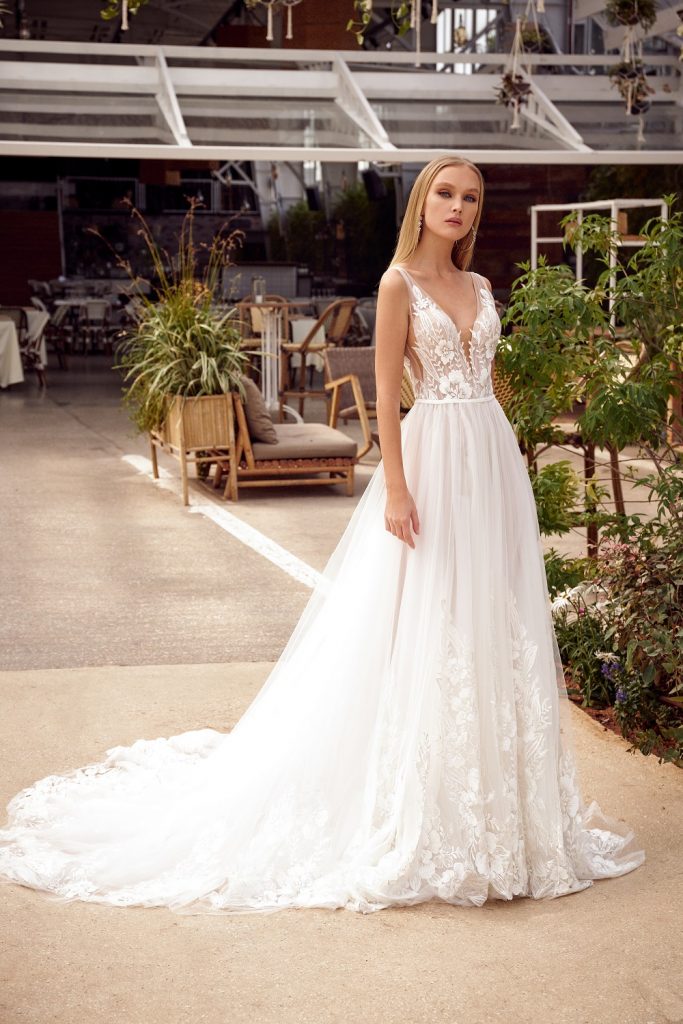 julie vino beach wedding dresses sexy v neck lace appliques bridal gowns sweep train backless wedding dress robes de marie