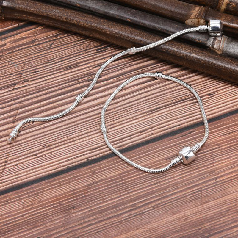 High Quality Rose Gold Color Snake Chain Charm Bracelet Fit Original Beads Fine Bracelet Jewelry Gift For Women
High Quality Rose Gold Color Snake Chain Charm Bracelet Fit Original Beads Fine Bracelet Jewelry Gift For Women