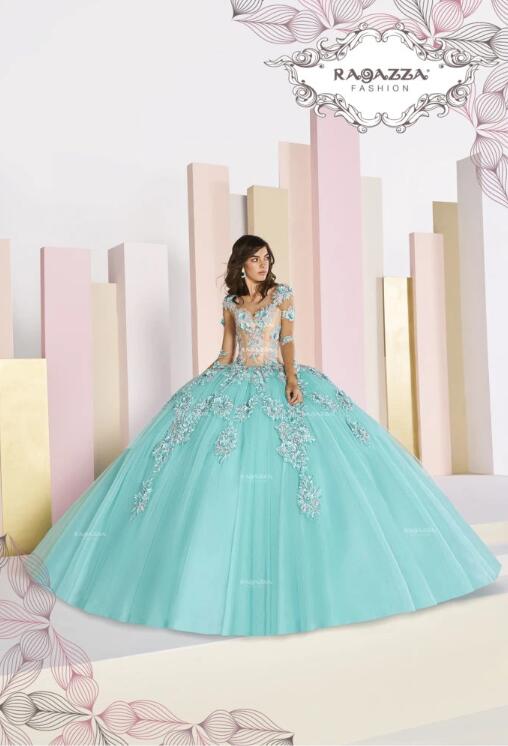 Blue Ball Gown Quinceanera Dresses Jewel Neck Puffy Skirt Embroidery Sweet 15 Dress Tulle Lace Prom Gowns Pageant Dress