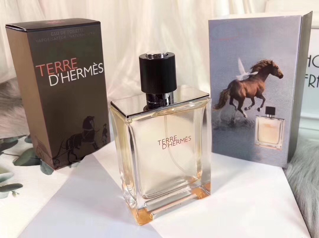 Brand men Perfumes fragrances Terre Eau De Toilette Natural Spray 100ml 3.3fl.oz Woody fragrance High quality lasting Free shipping
Brand men Perfumes fragrances Terre Eau De Toilette Natural Spray 100ml 3.3fl.oz Woody fragrance High quality lasting Free shipping
