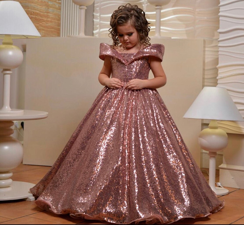 New Arrival Sparkly Sequined Ball Gown Flower Girl Dresses Cute Off Shoulder Long Birthday Party Gown Cheap Girl Foiormal Pageant Dresses, Same as image
New Arrival Sparkly Sequined Ball Gown Flower Girl Dresses Cute Off Shoulder Long Birthday Party Gown Cheap Girl Foiormal Pageant Dresses, Same as image