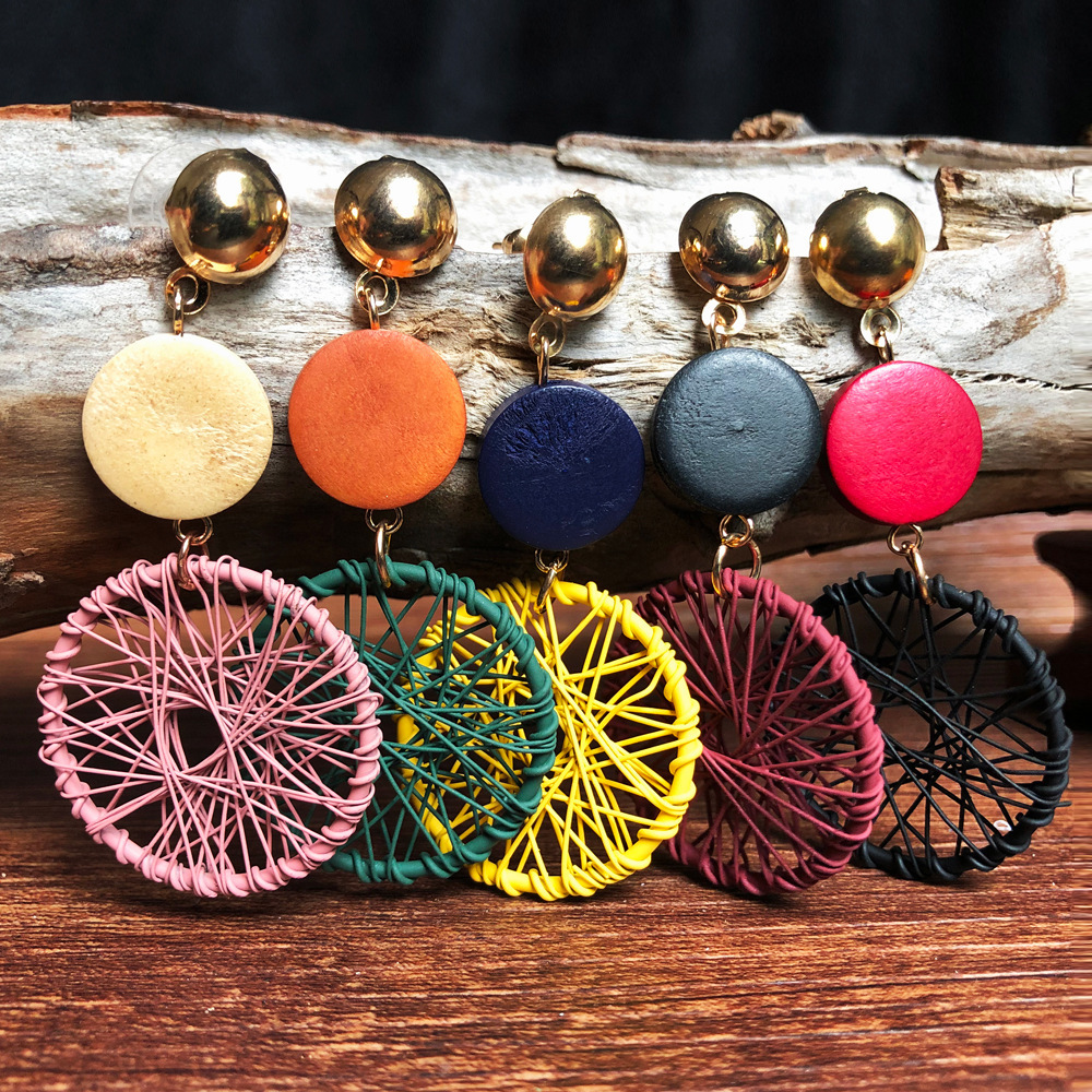Dream catcher net wooden circle long hollow earrings female students fresh temperament earrings niche earrings
Dream catcher net wooden circle long hollow earrings female students fresh temperament earrings niche earrings