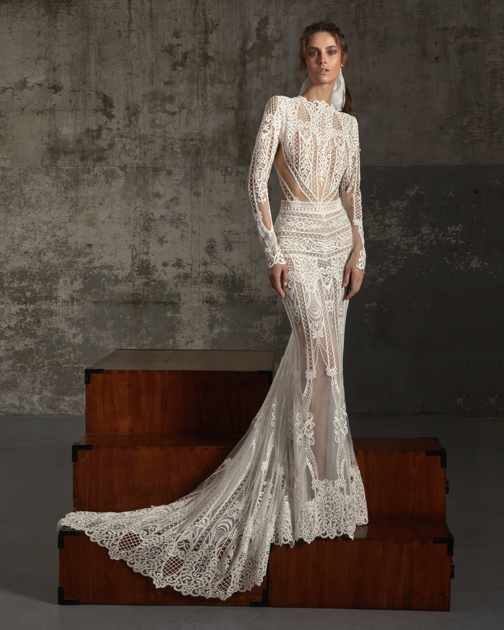 Lior Charchy Mermaid Wedding Dresses Jewel Neck Long Sleeve Lace Appliques Country Bridal Gowns Sweep Train Illusion Beach Wedding Dress