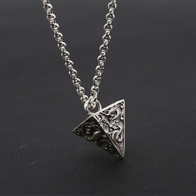925 sterling silver handmade vintage jewelry American European antique silver Pyramids Quadrihedron designer necklace pendants for men women