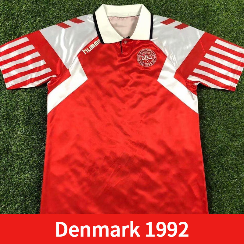 Denmark Retro soccer jerseys 1992 1998 Denmark home away HEINTZE B.LAUDRUP M.LAUDRUP 92 98 football shirt, Black
Denmark Retro soccer jerseys 1992 1998 Denmark home away HEINTZE B.LAUDRUP M.LAUDRUP 92 98 football shirt, Black