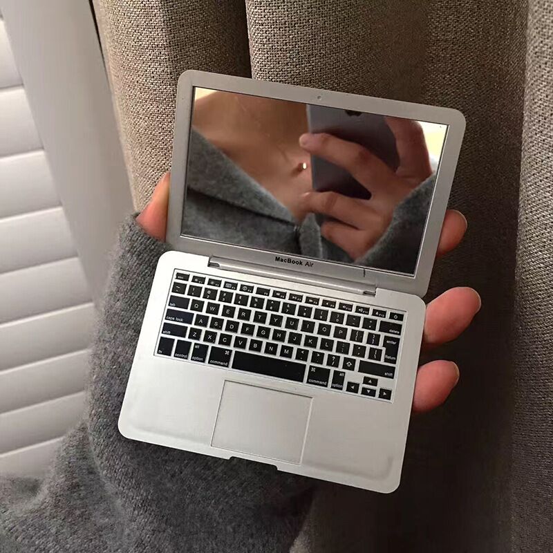 Mac Mirror Mini Portable Mirror Creative Apple Notebook Shape Portable Folding Small Makeup Mirror February 13 Finished
Mac Mirror Mini Portable Mirror Creative Apple Notebook Shape Portable Folding Small Makeup Mirror February 13 Finished
