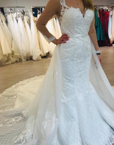Sheer Neck Long Sleeve Mermaid Wedding Dresses with Detachable Train 2019 High-end Lace Applique Cathedral Train Princess Wedding Gown