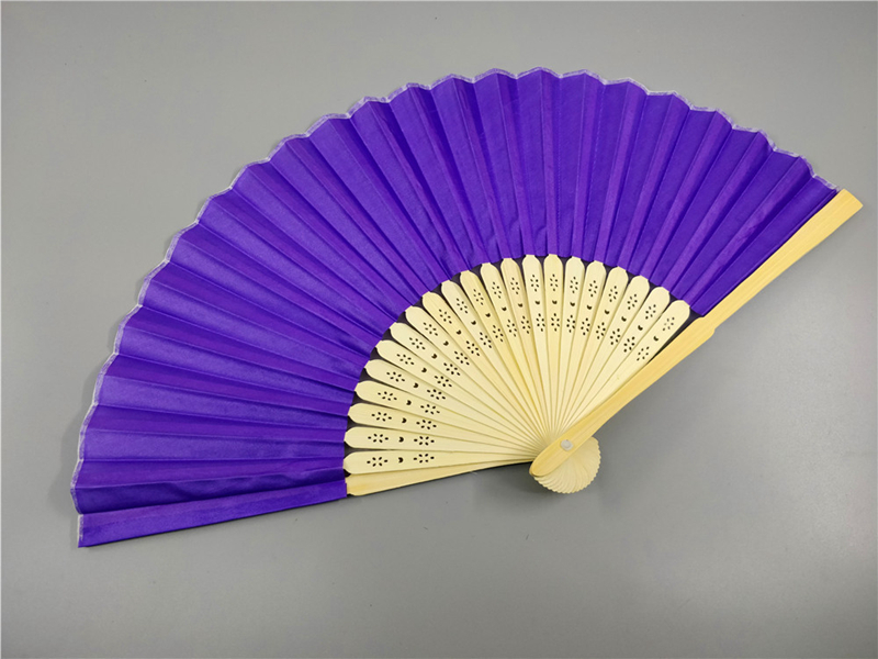 Personalized Silk Fan Cloth Hand Fan Customized Bride Groom039s Name Wedding Gift Wedding Favor5120804