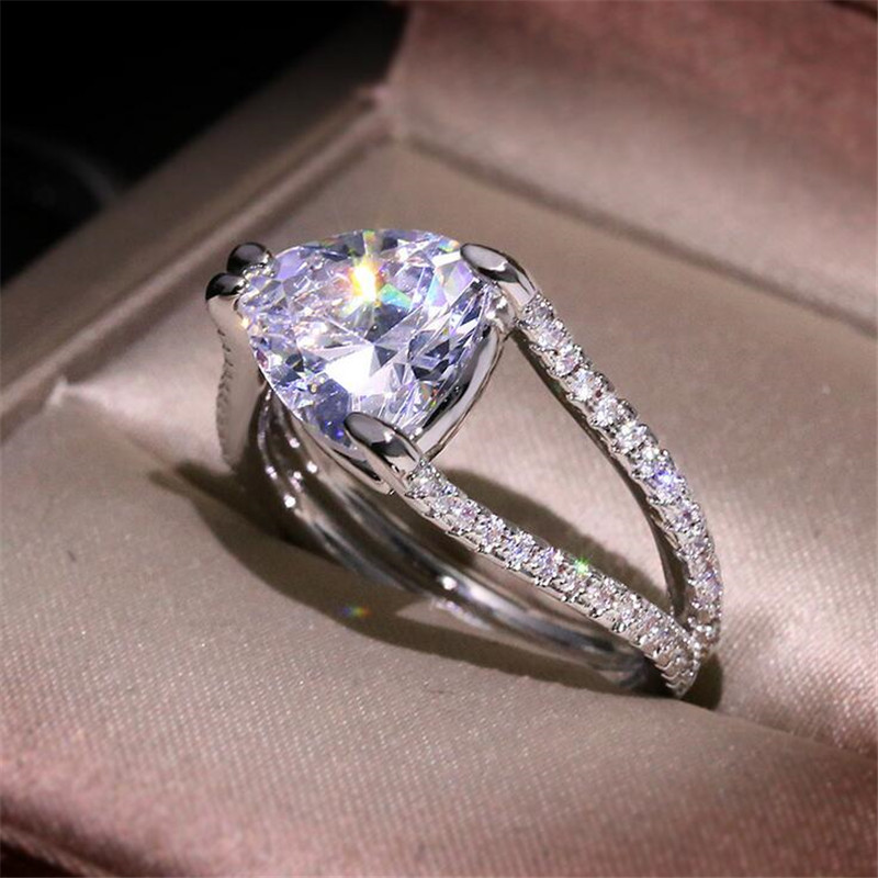 2020 New Arrival Solitaire Luxury Jewelry 925 Sterling Silver Pear Cut White Topaz CZ Diamond Gemstones Women Wedding Heart Band Ring Gift