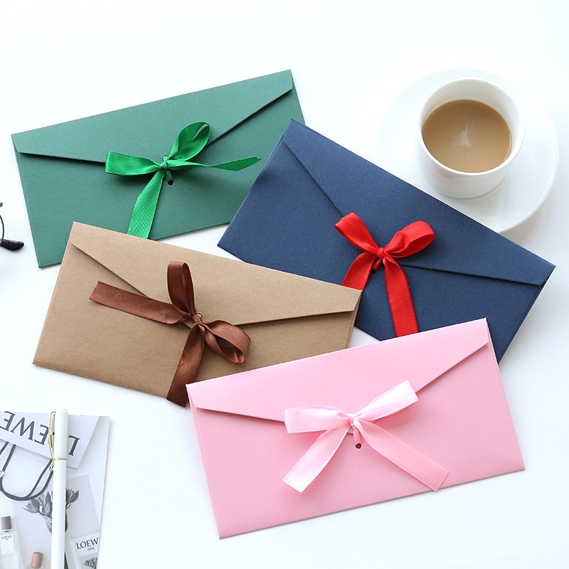 5pcs/lot Vintage Ribbon Pearl Paper Envelopes Kraft Envelope for Wedding Invitation Envelope Gift
5pcs/lot Vintage Ribbon Pearl Paper Envelopes Kraft Envelope for Wedding Invitation Envelope Gift