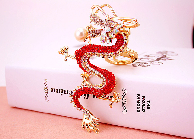 Chinese style creative zodiac handicraft dragon with diamond key chain men&#039;s key chain metal pendant от DHgate WW
