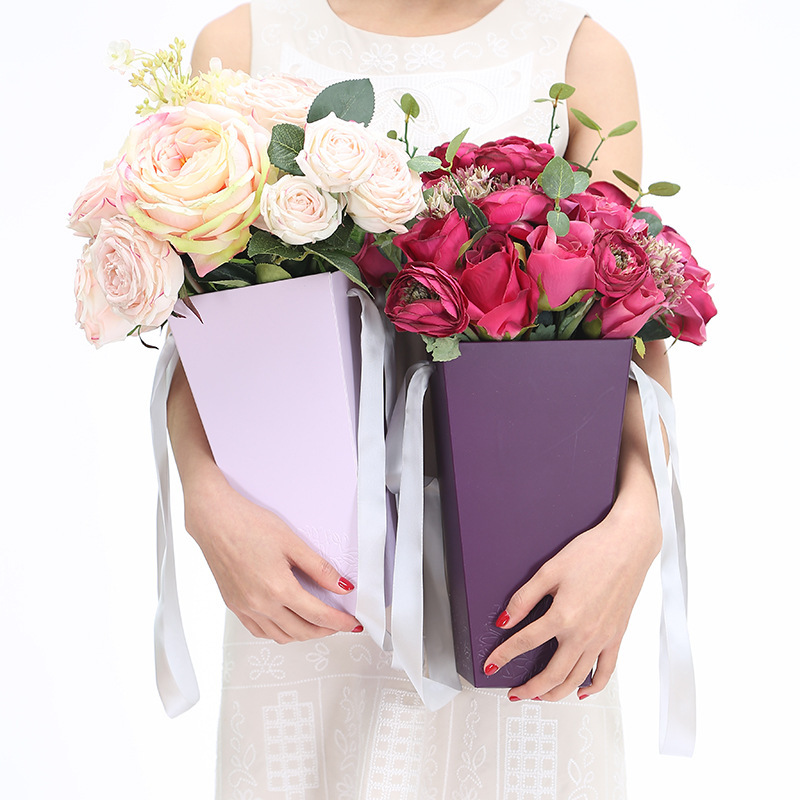 Flower Paper Boxes With Handhold Hug Bucket Florist Gift Packaging Box Pure Color Party Gift Packing Cardboard