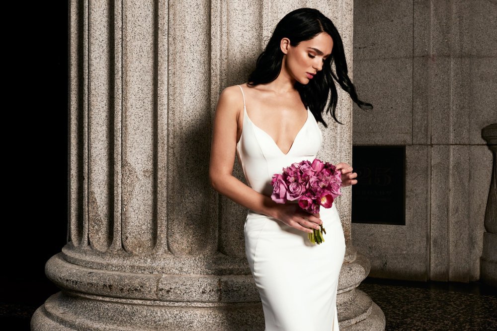 2019 White Sexy Deep V Neck Mermaid Evening Dresses Open Back Party Gowns Simple Floor Length Prom Dresses