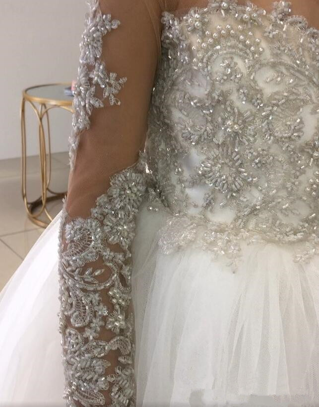 2020 Cute Ballroom Girl Pageant Dresses Jewel Neck Appliqued Beaded Long Sleeves Flower Girl Gowns Ruffle Sweep Train Birthday Gowns