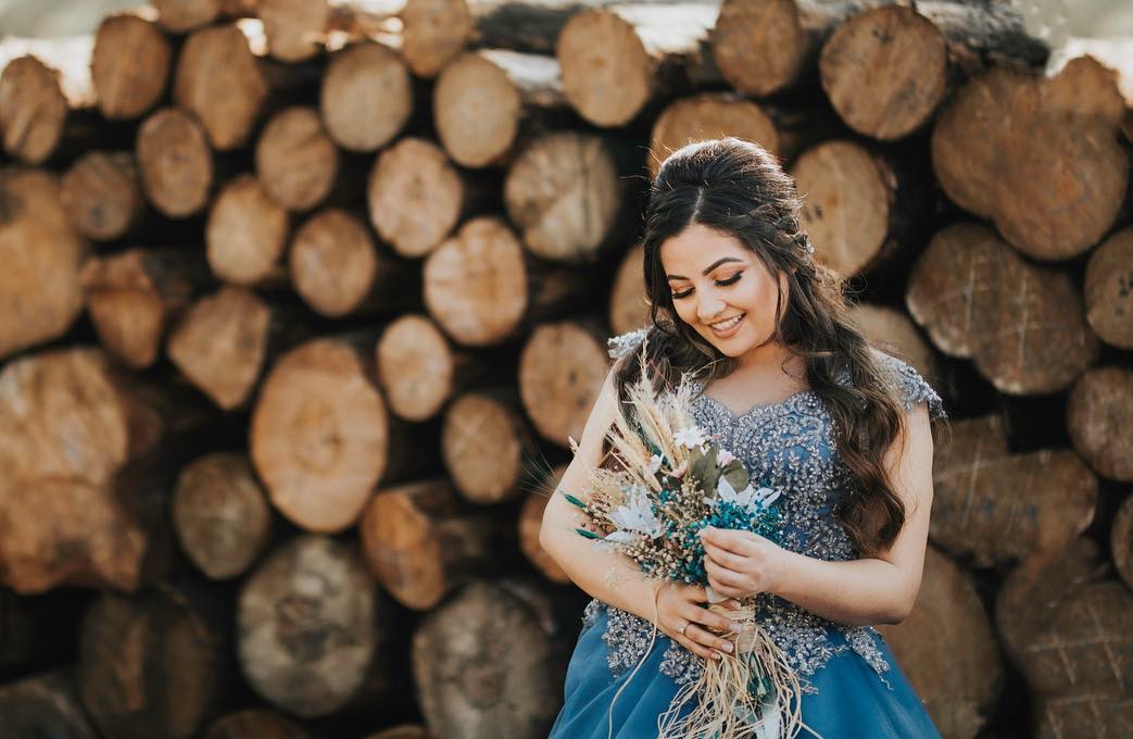 2020 Modest Sweetheart Short Sleeve A Line Evening Lace Applique Sequins Formal Dresses Sweep Train Party Gown 0508