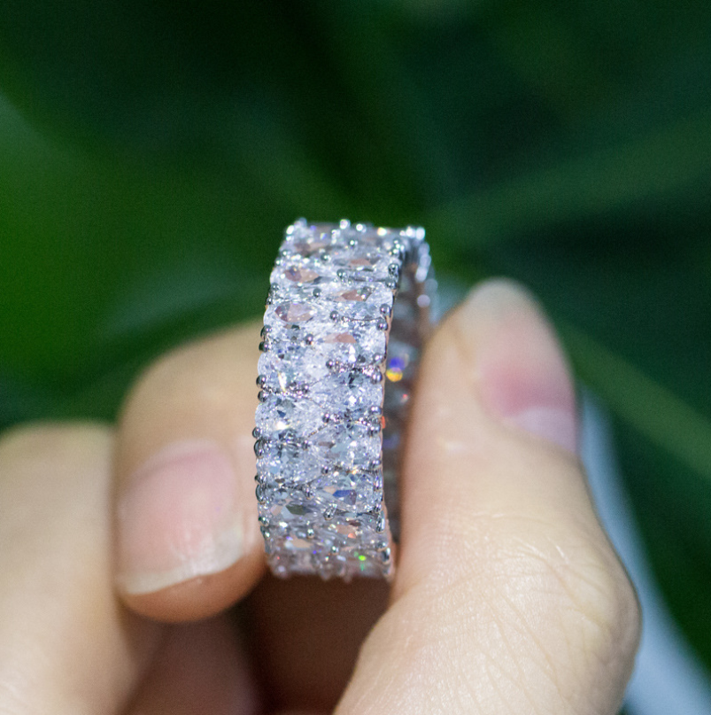 Hot Sell New 2019 Luxury Jewelry 925 Sterling Silver Drop Water White Topaz CZ Diamond Gemstones Women Wedding Band Ring for Lovers' Gift