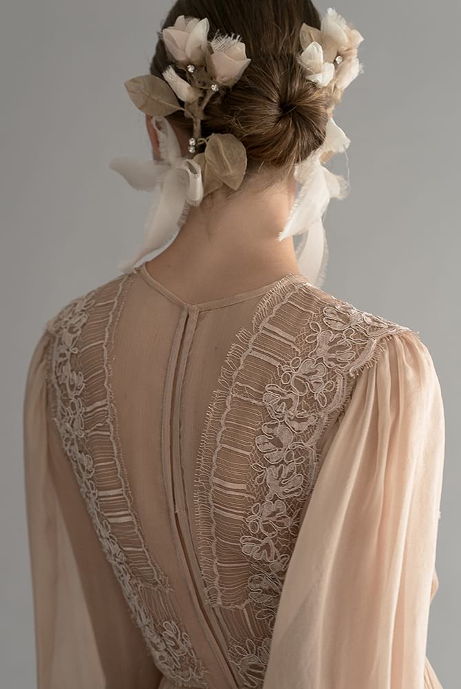 Modern A Line Chana Marelus Wedding Dresses Jewel Neck Long Sleeve Tulle Lace Applique Sash Tiers Wedding Gowns Ankle Length robe de mariée