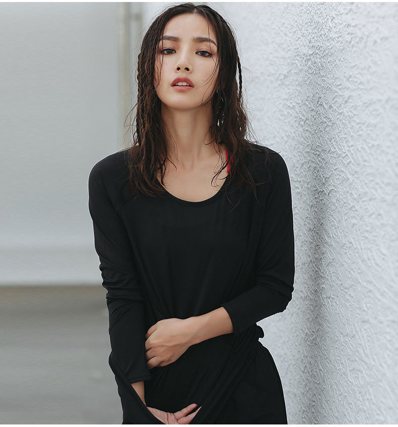 LORA ZEE Backless Long Sleeve T Shirt Women Loose Fit Cute White Yoga Top Black Fitness Sport Shirt Romantic Gym Top T200401