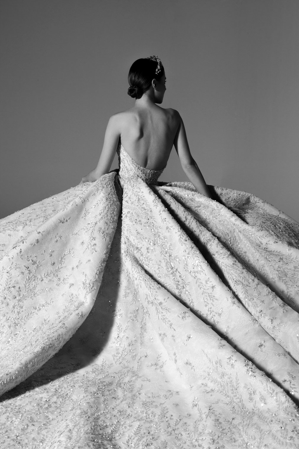 luxury krikor jabotian wedding dresses strapless lace beads crystals chapel bridal gowns plus size wedding gown robe de marie custom