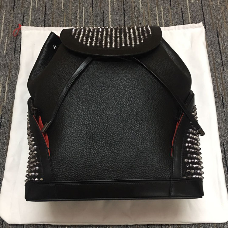 2021 Top New Fashion backpack high quality lovers school bag fashion handbags studded rivets real leather women men backpack, 40x31x16cm
2021 Top New Fashion backpack high quality lovers school bag fashion handbags studded rivets real leather women men backpack, 40x31x16cm