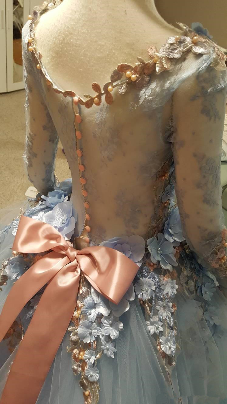 Blue Princess Flowers Girls Dresses For Wedding Long Sleeve 3d Floral Lace Applique Bead Ball Gown Kids Pageant Gowns First Communion Dress