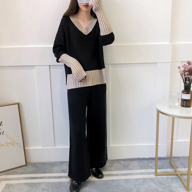 H.SA 2018 Winter New Women Two Pieces Sweater Suite V neck Loose Style Female Knit Jumpers Wide Leg Pants Sweater Suit KoreanMX190928