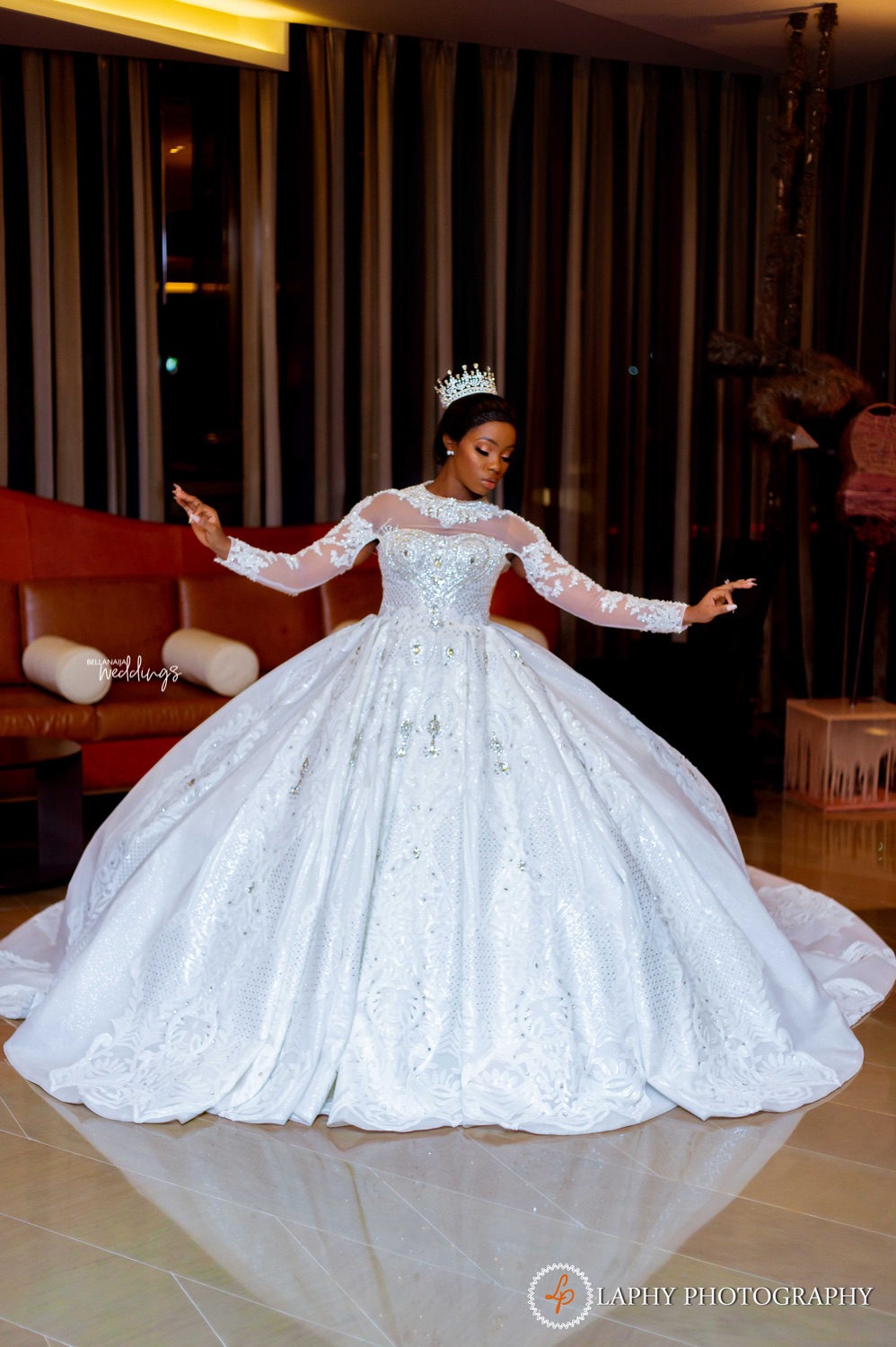2020 Arabic Aso Ebi Plus Size Luxurious Lace Sexy Wedding Dresses Beaded Crystals Long Sleeves Bridal Dresses Sheer Neck Wedding Gowns ZJ234