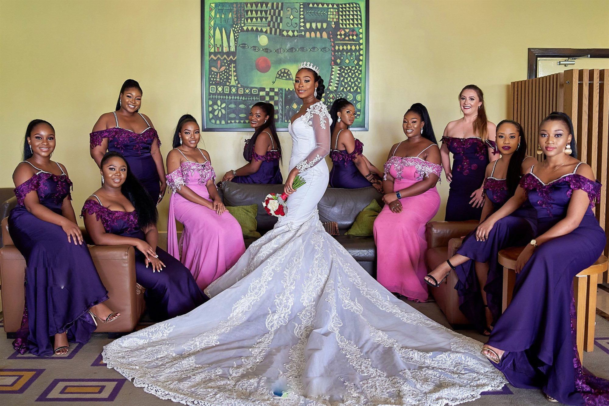2019 New African Mermaid Wedding Dresses V Neck Lace Appliqued Court Train Long Sleeve Beach Wedding Dress Plus Size Country Bridal Gowns