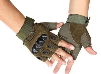 Fashion-men and women sports half-finger gloves tactical gloves Army Fighting slip joint carbon fiber shell