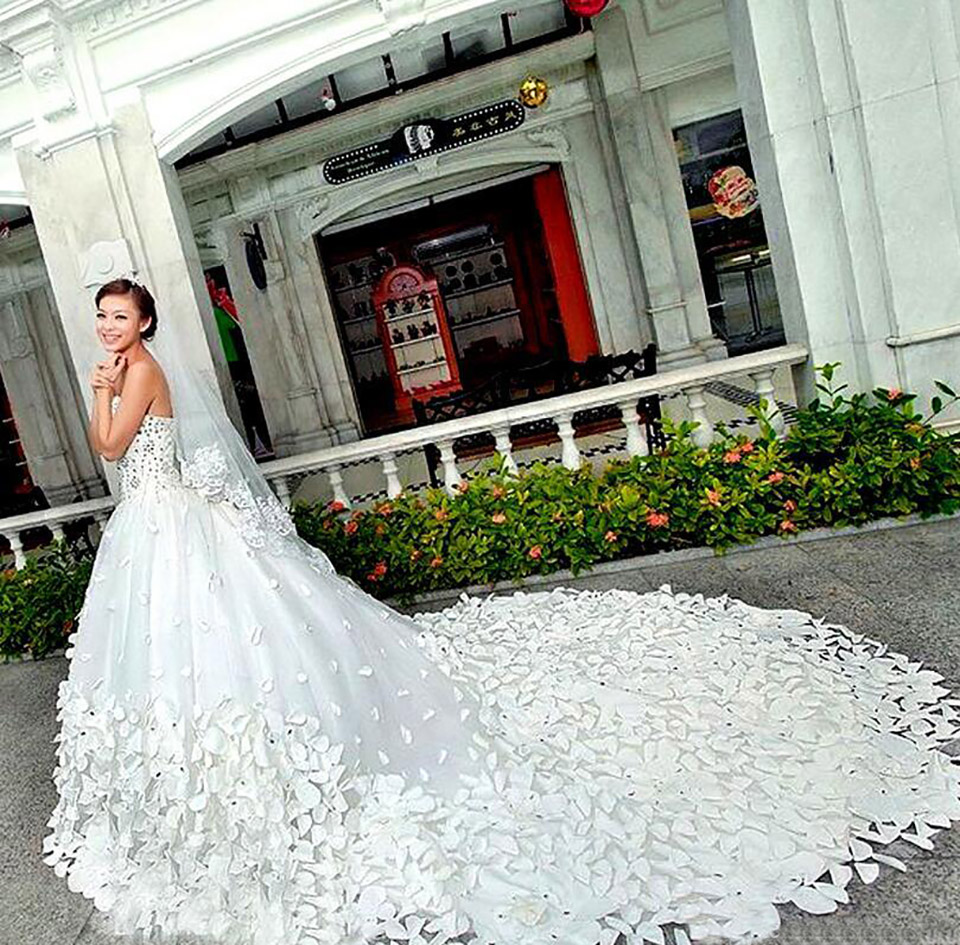 Sweetheart Beaded Bg Rhies Applique wer A-e Cathedral Train Pretty Bridal Gowns Vintage Wedding Dresses Dress Wed