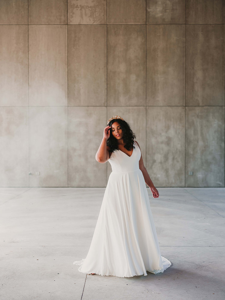 Chic Plus Size Dresses V Neck A e Sweep Train Chiffon Country Wedding Dress Vestido De Novia Custom Made Beach Bridal Gowns